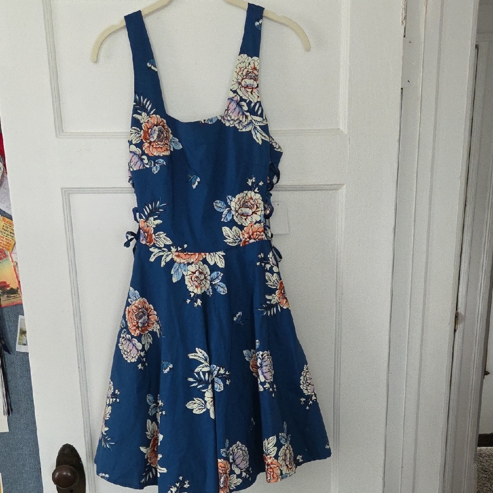 NWT Charlotte Russe Blue Floral Prom Dress